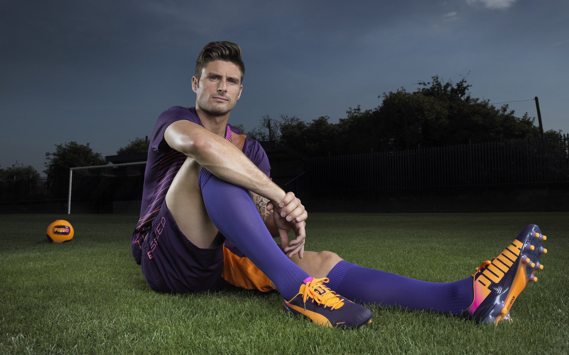 _大赛专访：幕后故事揭示比赛的精彩与辛苦_，比赛幕后工作者