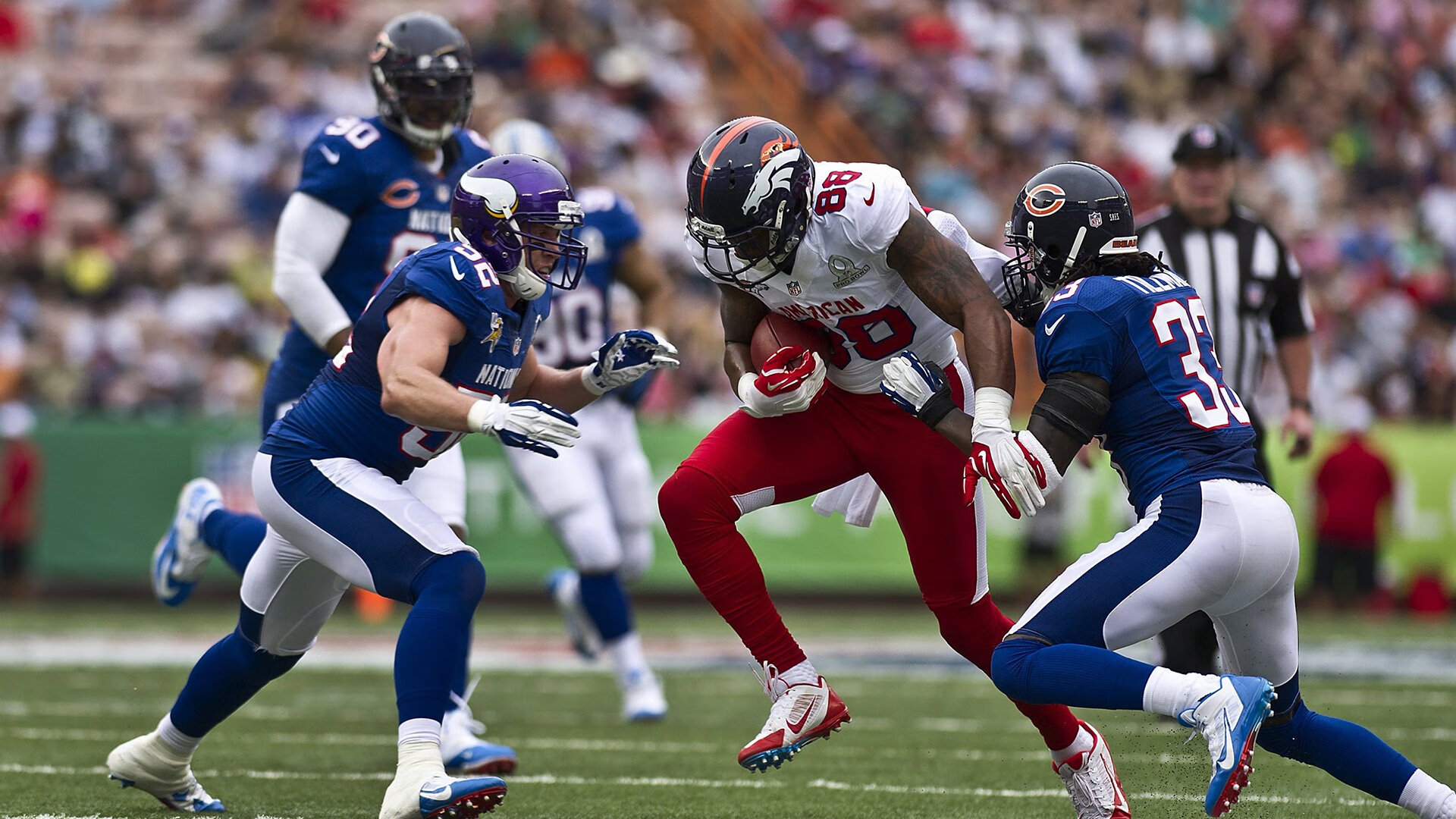 季后赛里，蒂伊场均贡献“30+”得分，被评为“攻防两端核心”！