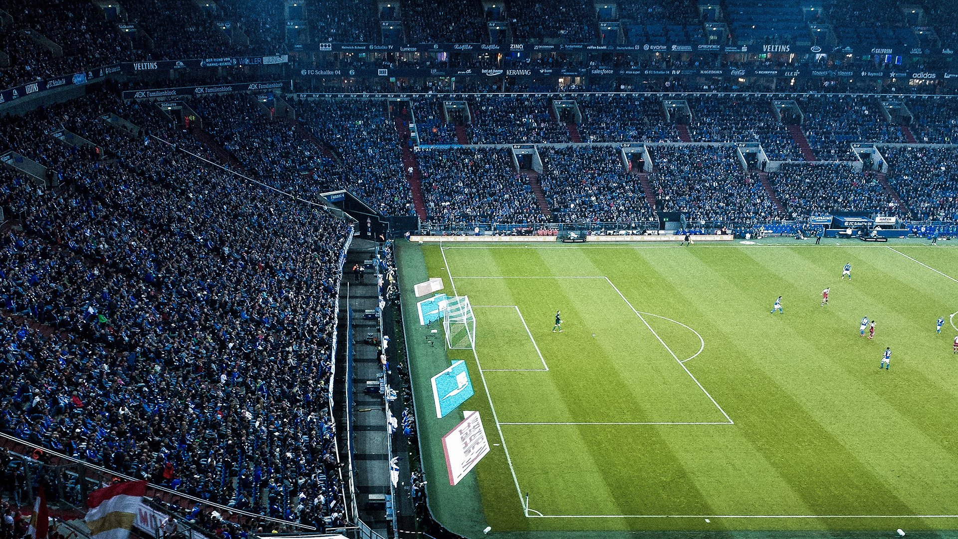 爱游戏-德甲冲突不断：多特神攻破门，拜仁应战，德超杯多特对拜仁